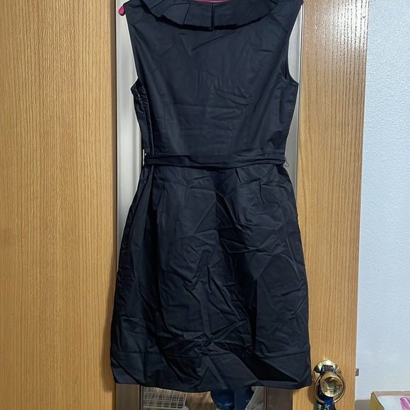 Ann Taylor Loft Petites black V neck dress with pleated collar size 10P cotton - Picture 7 of 14